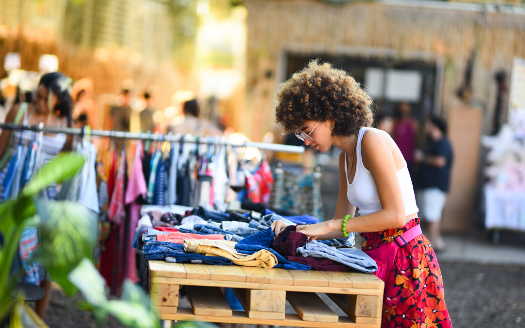 Shopping Local Builds Community and the Neighborhood Economy